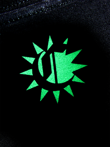 Rise & Shine [MISSION-PATCH] - t-shirt - luminous white on black [glow in the dark] // Photo 3